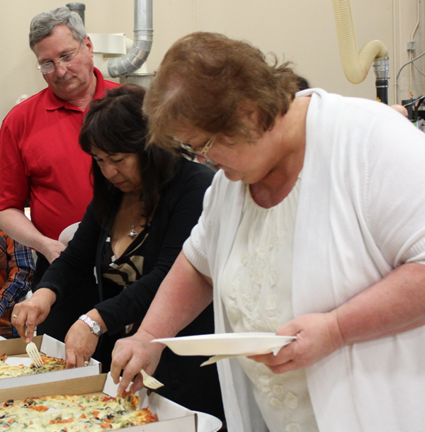 Everyone enjoyed the pizza!